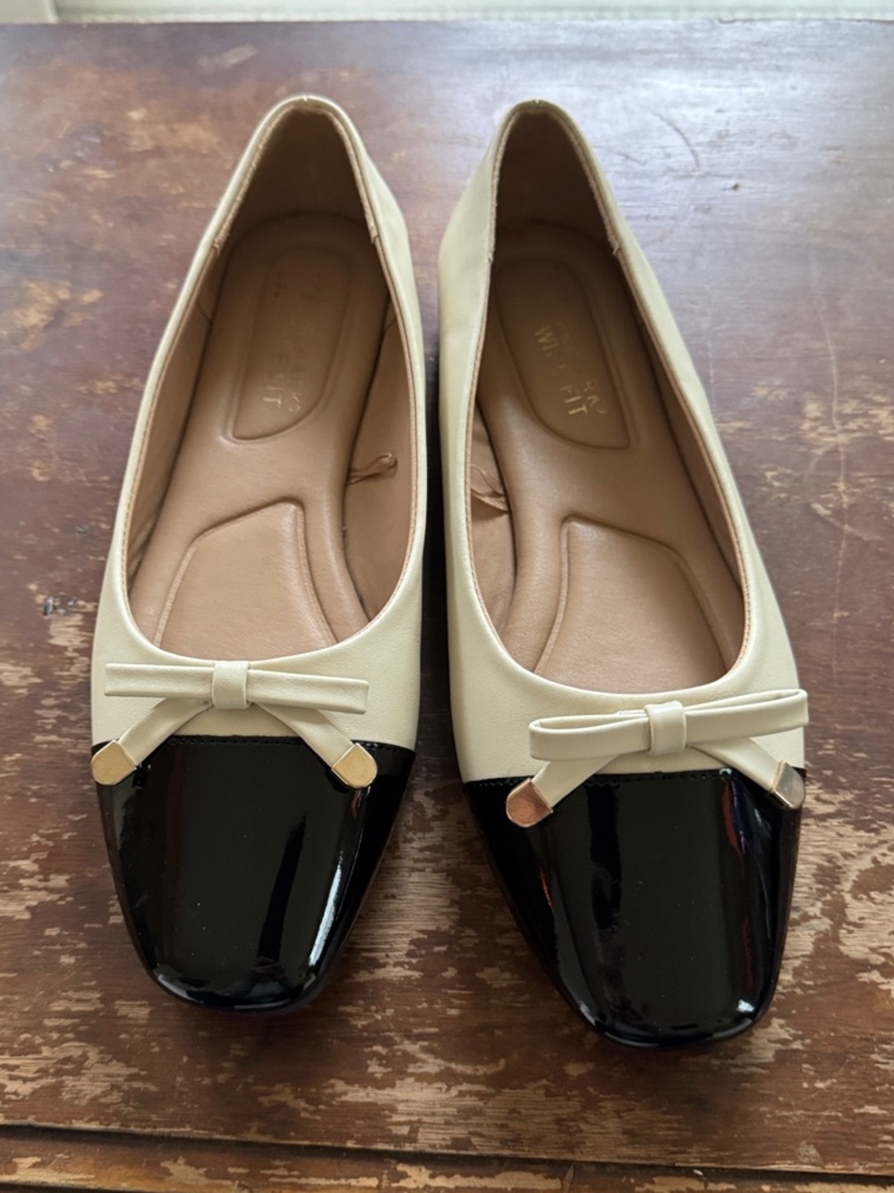 Primark Wide Fit Two-Tone Bow Cap-Toe Flats - Black/Cream Faux leather Size 6